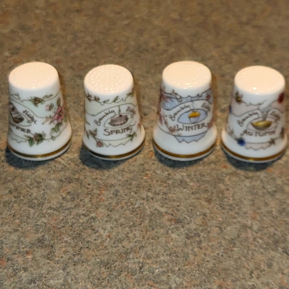 Royal Doulton Thimble Set 1982 Jill Barklem